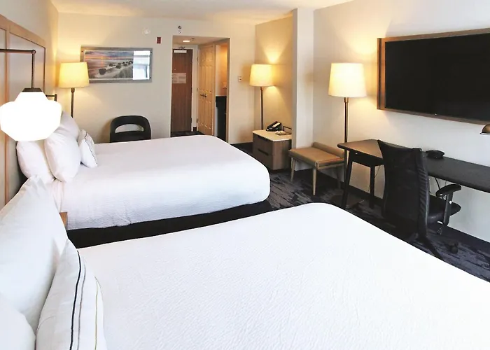 Fairfield & By Marriott Charleston Airport/convention Center Hotel 3*