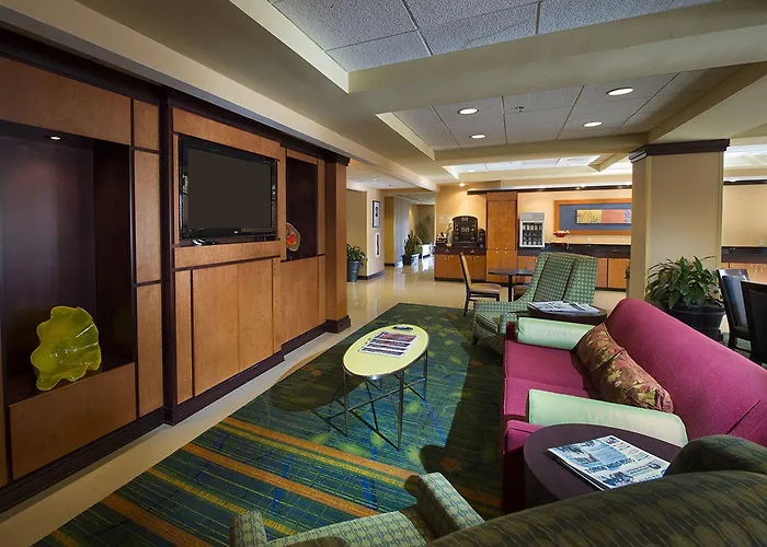 Hotel Fairfield & By Marriott Charleston Airport/convention Center