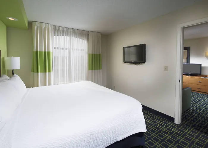 Fairfield & By Marriott Charleston Airport/convention Center 3* North Charleston
