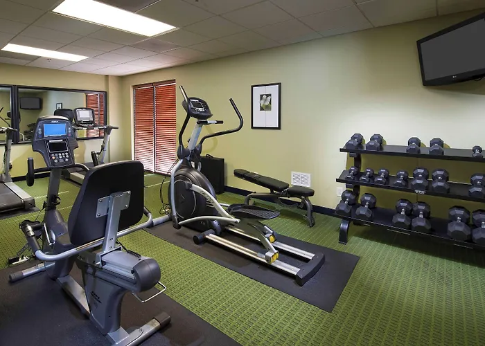 Hotel Fairfield & By Marriott Charleston Airport/convention Center 3*