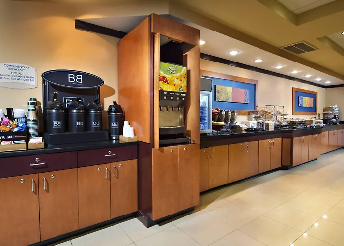 Fairfield & By Marriott Charleston Airport/convention Center 3* North Charleston