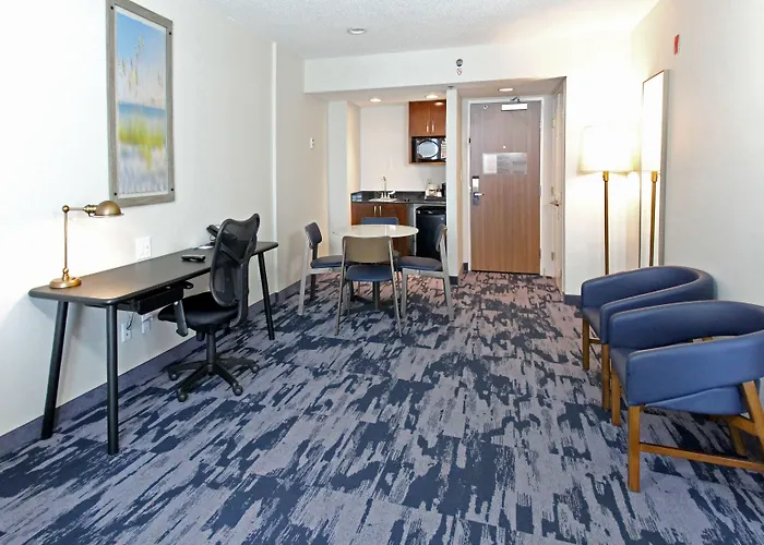 Fairfield & By Marriott Charleston Airport/convention Center Hotel 3*