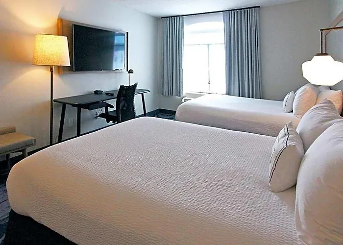 Hotel Fairfield & By Marriott Charleston Airport/convention Center North Charleston