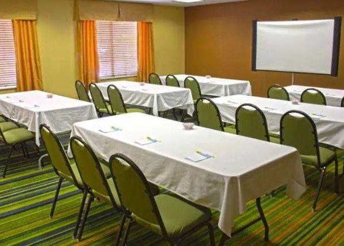 Fairfield & By Marriott Charleston Airport/convention Center