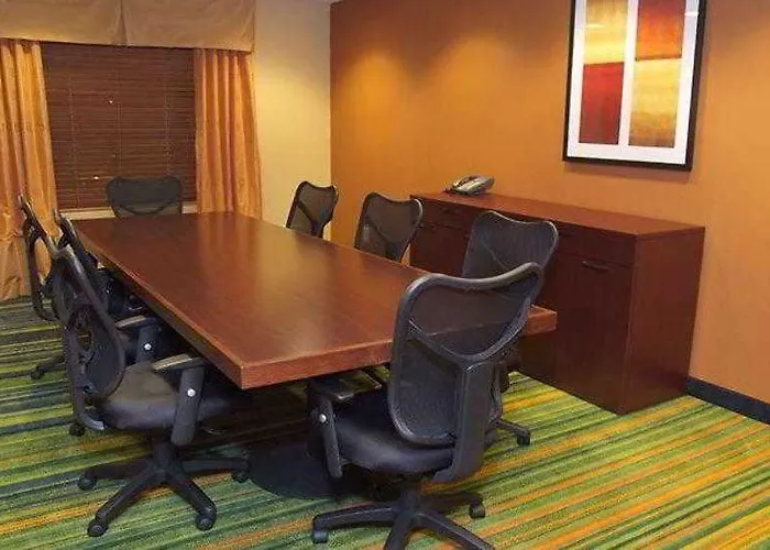 Fairfield & By Marriott Charleston Airport/convention Center Hotel