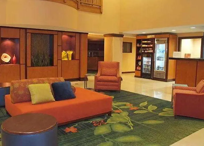 Fairfield & By Marriott Charleston Airport/convention Center 3*